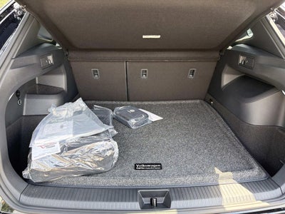 2026 Volkswagen Tiguan 2.0T SEL R-Line Turbo