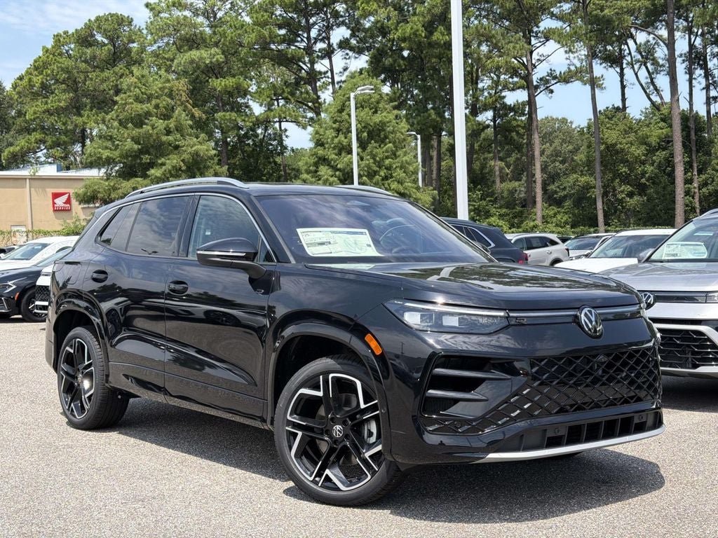 2026 Volkswagen Tiguan 2.0T SEL R-Line Turbo