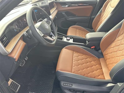 2026 Volkswagen Tiguan 2.0T SEL R-Line