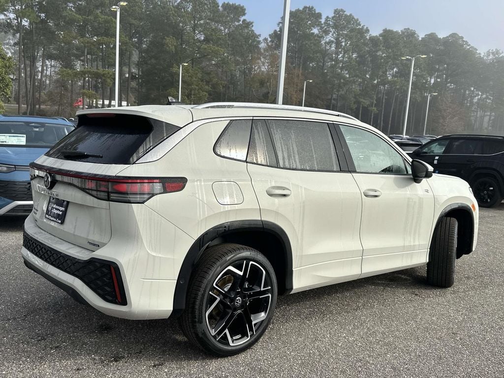 2026 Volkswagen Tiguan 2.0T SEL R-Line