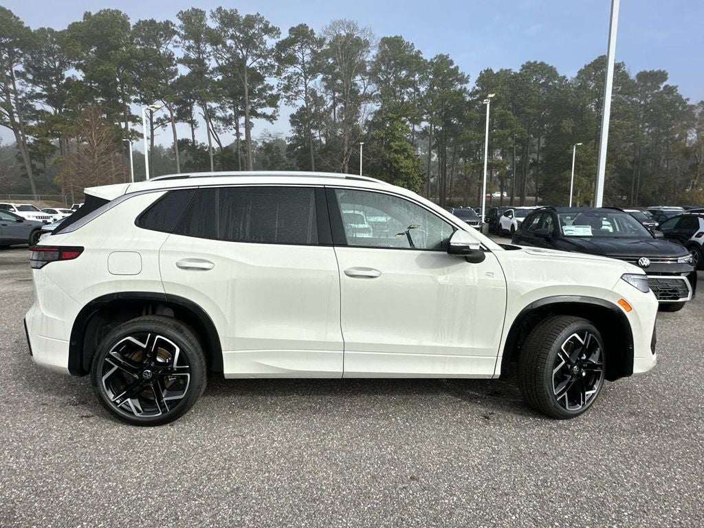 2026 Volkswagen Tiguan 2.0T SEL R-Line