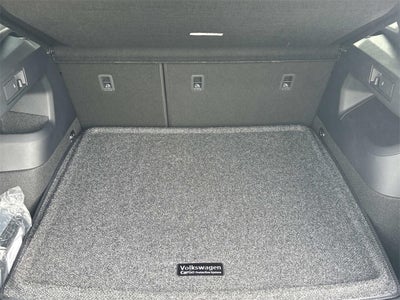 2026 Volkswagen Tiguan 2.0T SEL R-Line