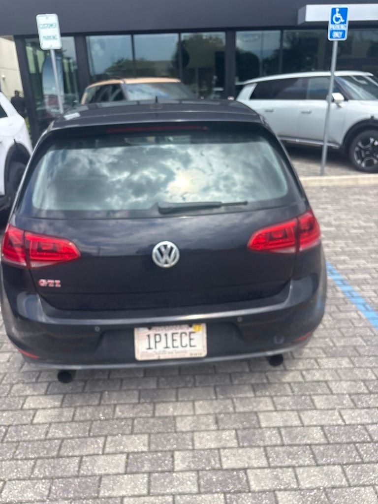 2016 Volkswagen Golf GTI SE w/Performance Package