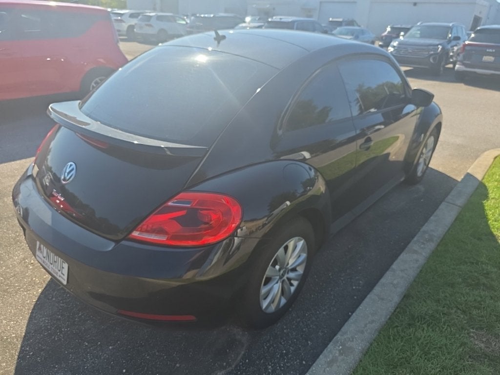 2016 Volkswagen Beetle 1.8T S