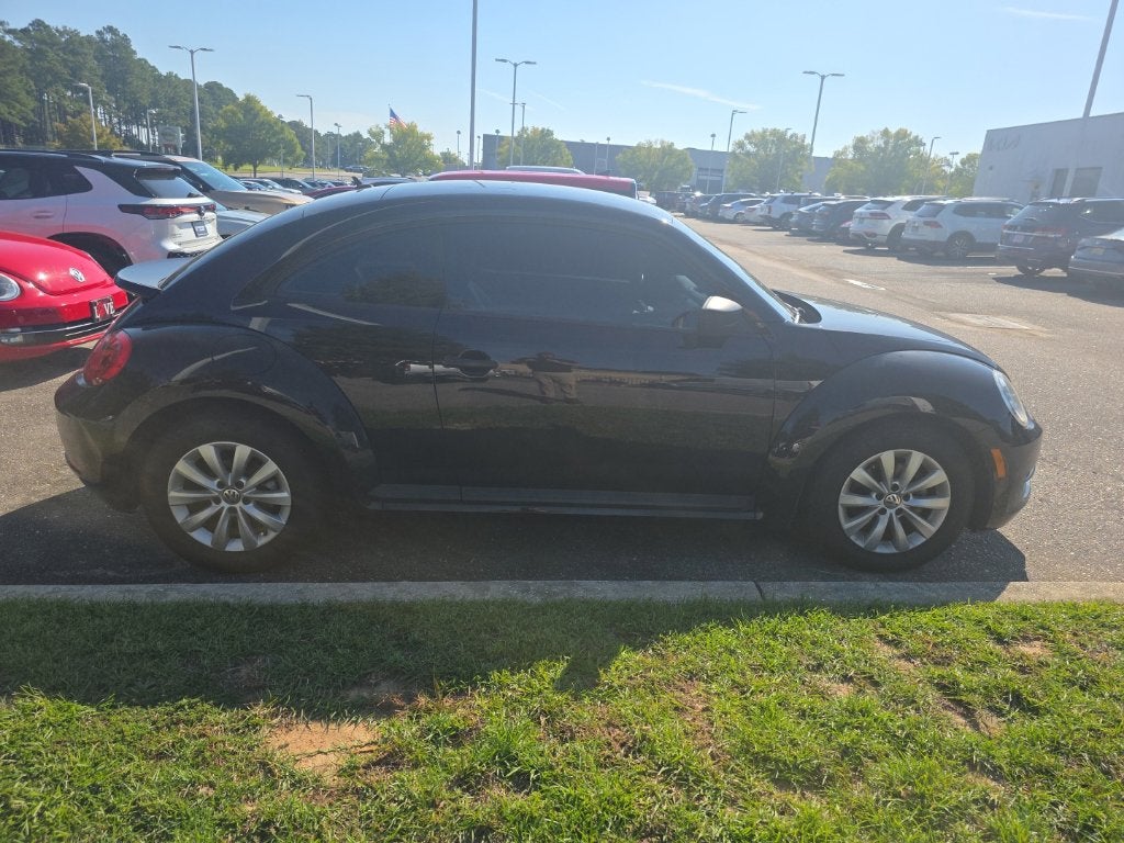 2016 Volkswagen Beetle 1.8T S