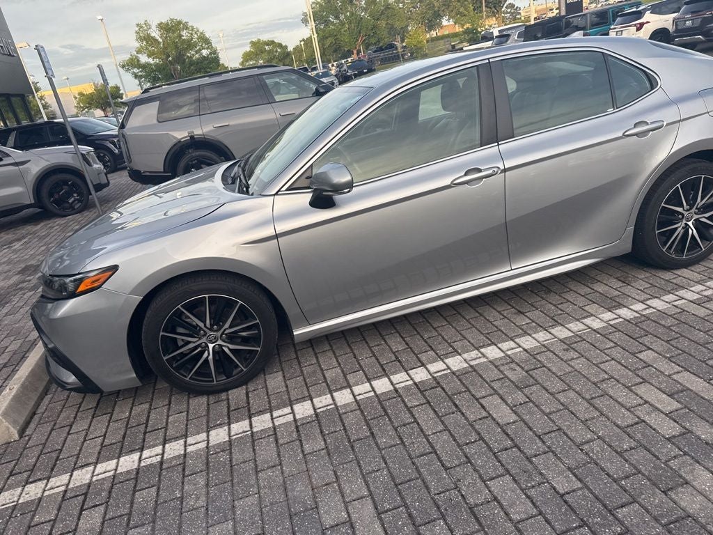 2023 Toyota Camry SE