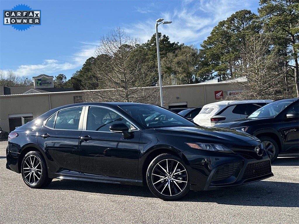 2024 Toyota Camry SE