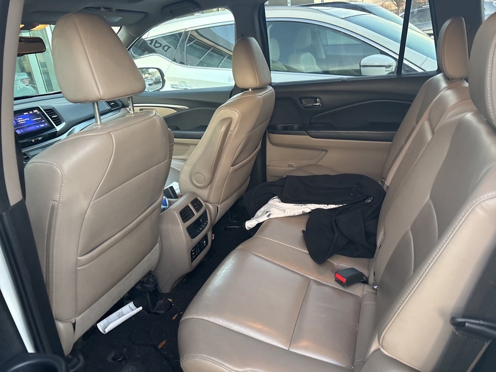 2016 Honda Pilot EX-L w/Rear Entertainment System