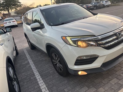 2016 Honda Pilot EX-L w/Rear Entertainment System