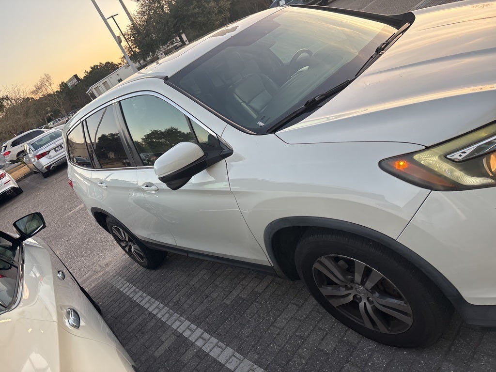 2016 Honda Pilot EX-L w/Rear Entertainment System
