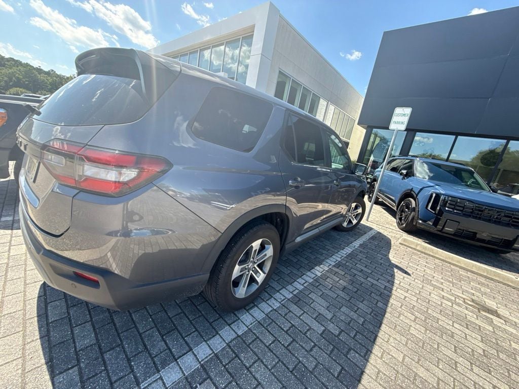 2023 Honda Pilot EX-L 7 Passenger