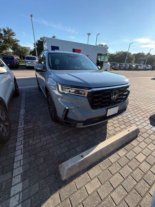 2023 Honda Pilot Touring