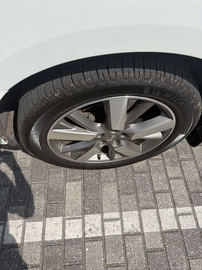 2014 Nissan Pathfinder Platinum