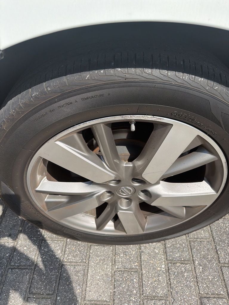 2014 Nissan Pathfinder Platinum