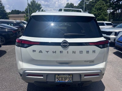 2023 Nissan Pathfinder Platinum