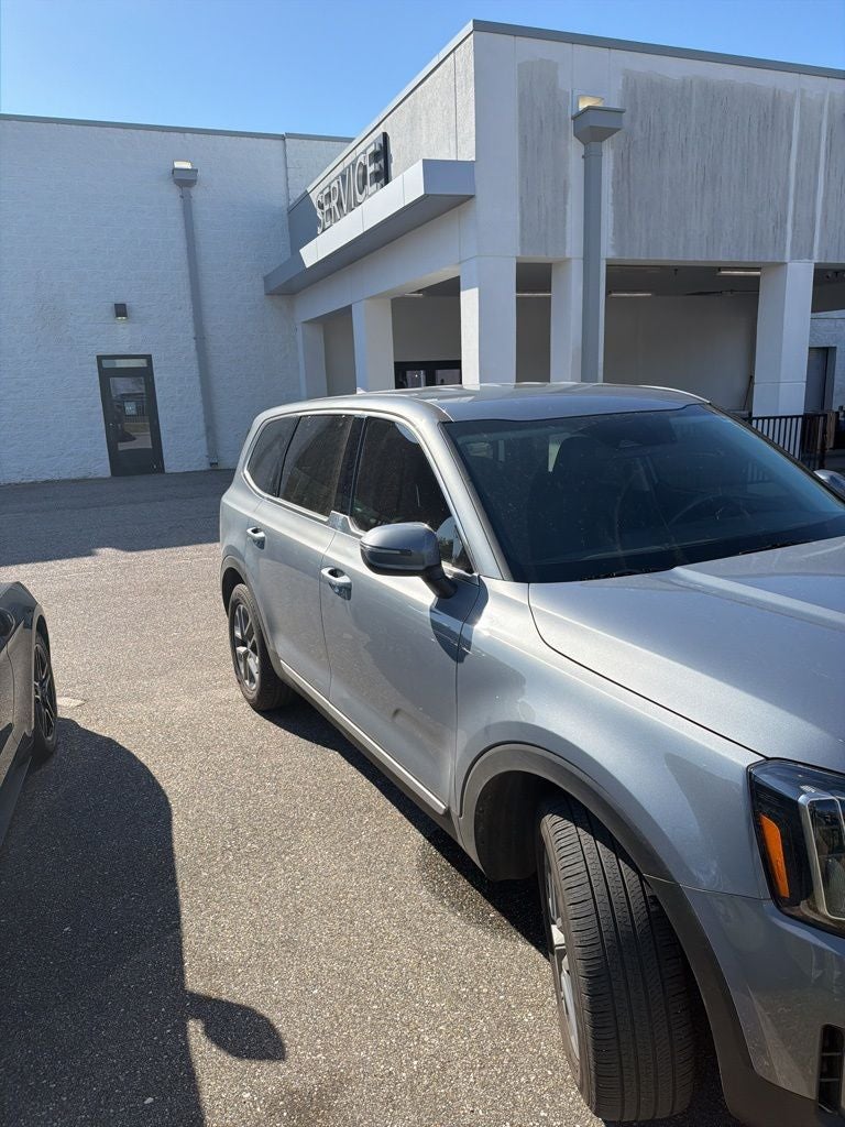 2025 Kia Telluride LX