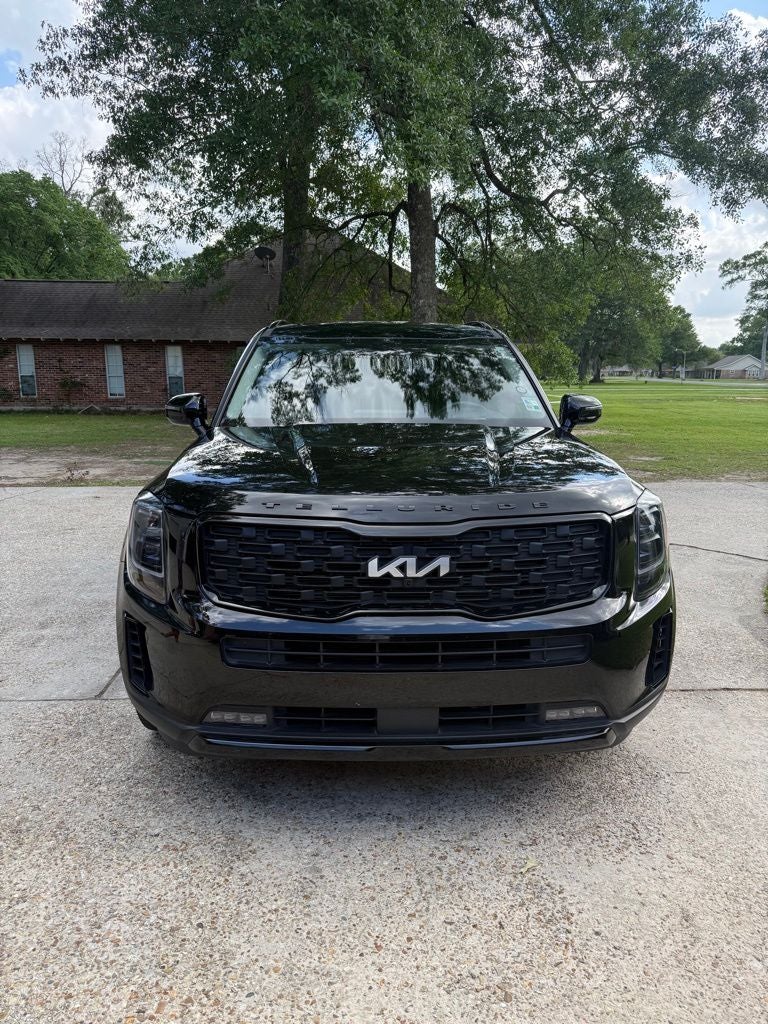2022 Kia Telluride SX Prestige & Nightfall Edition