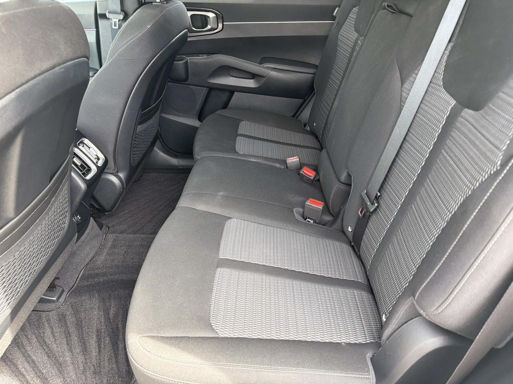 2024 Kia Sorento LX