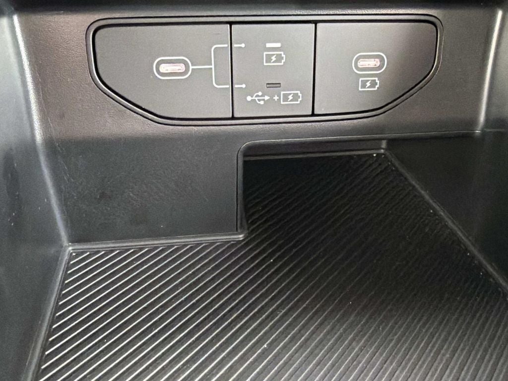 2024 Kia Sorento LX