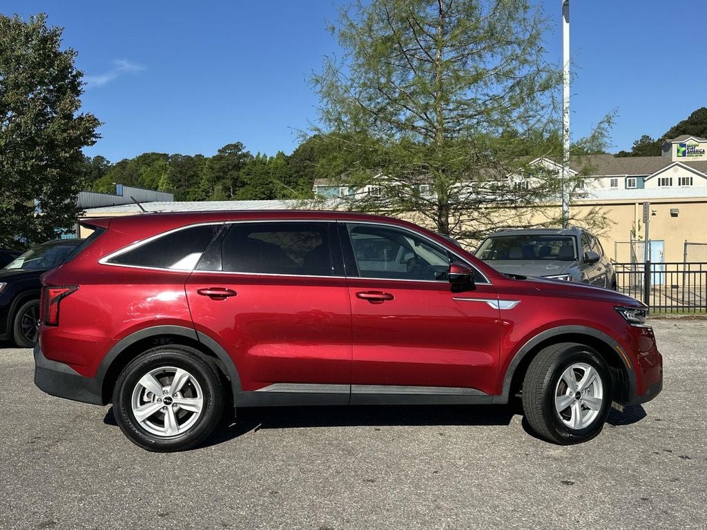 2023 Kia Sorento LX