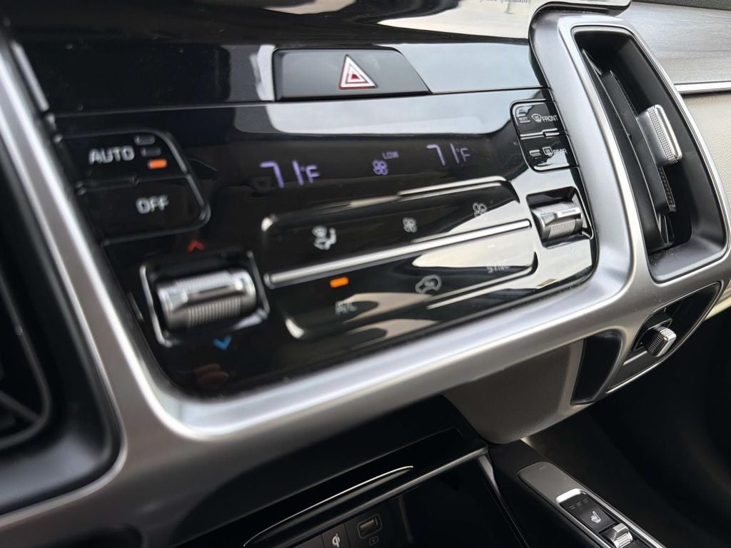 2023 Kia Sorento X-Line EX