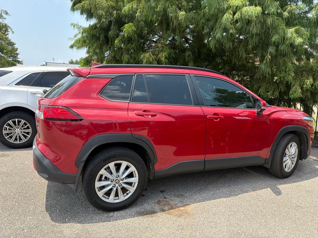 2024 Toyota Corolla Cross LE