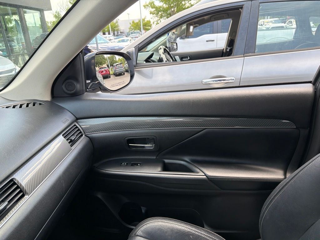 2020 Mitsubishi Outlander ES