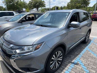 2020 Mitsubishi Outlander ES
