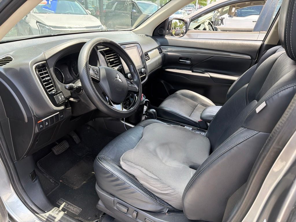 2020 Mitsubishi Outlander ES