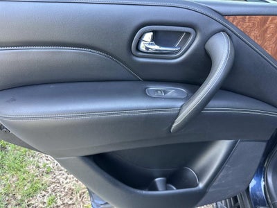 2019 INFINITI QX80 LUXE