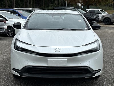 2025 Toyota Prius LE