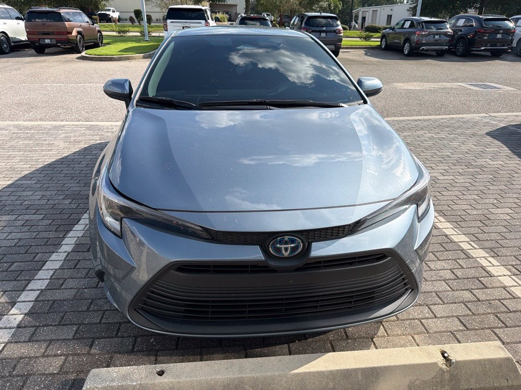 2025 Toyota Corolla Hybrid LE