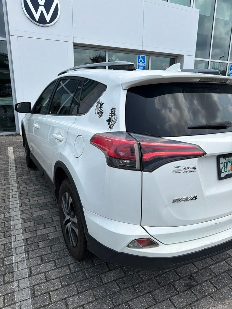 2018 Toyota RAV4 LE