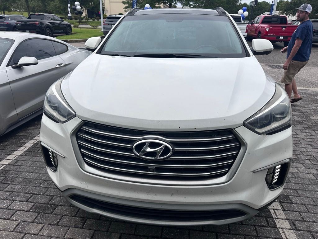 2019 Hyundai Santa Fe Limited Ultimate XL FWD's photo