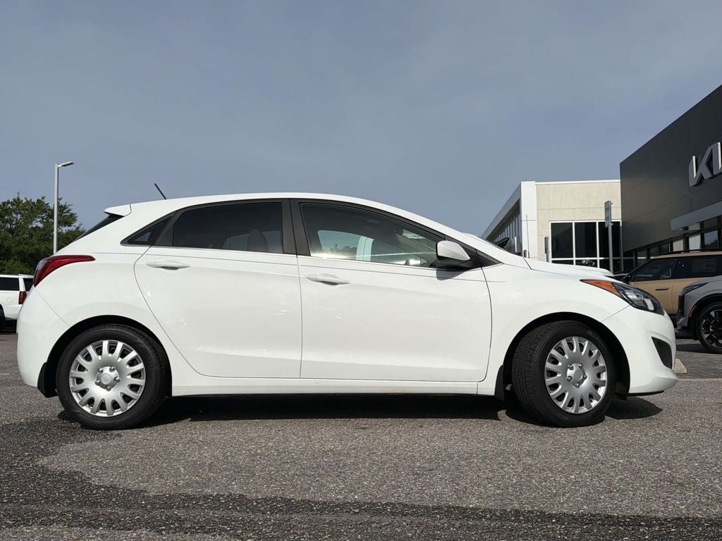 2016 Hyundai Elantra GT Base