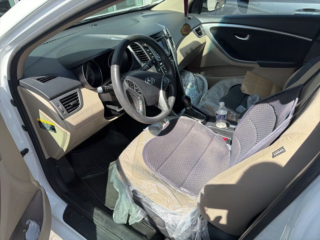 2016 Hyundai Elantra GT Base