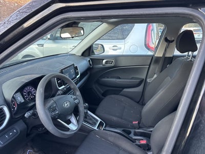 2022 Hyundai Venue SE