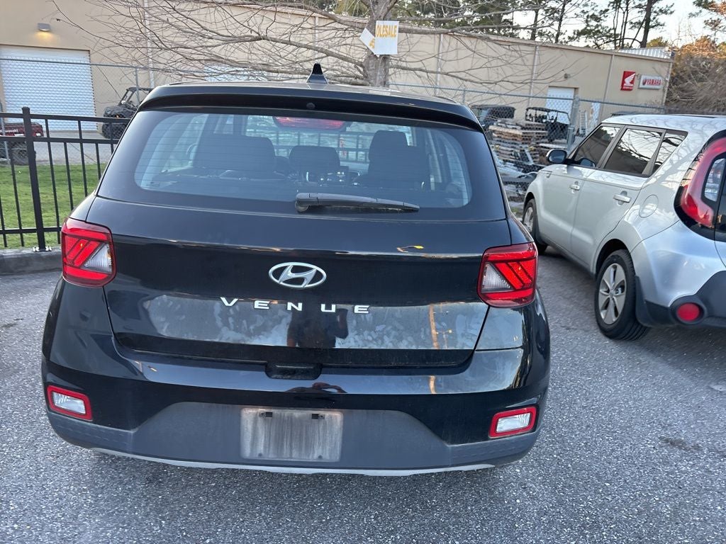 2022 Hyundai Venue SE