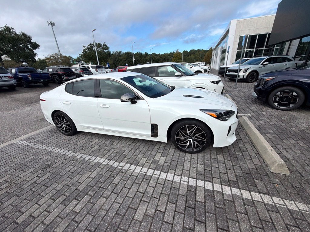 2022 Kia Stinger GT-Line