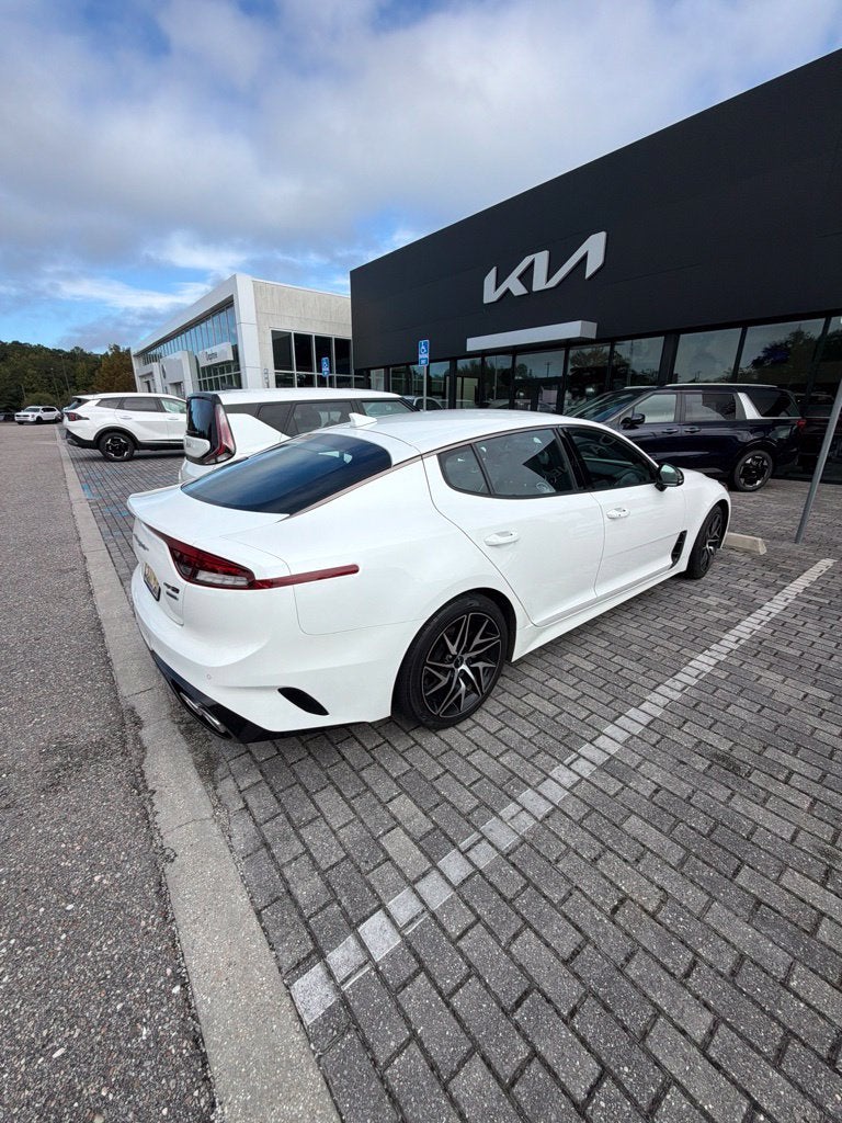 2022 Kia Stinger GT-Line