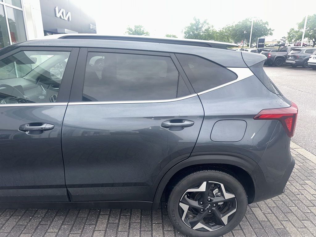 2025 Kia Seltos EX