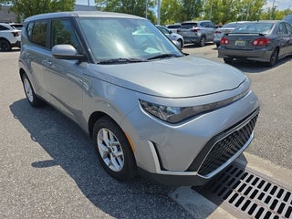 2025 Kia Soul LX Technology Package