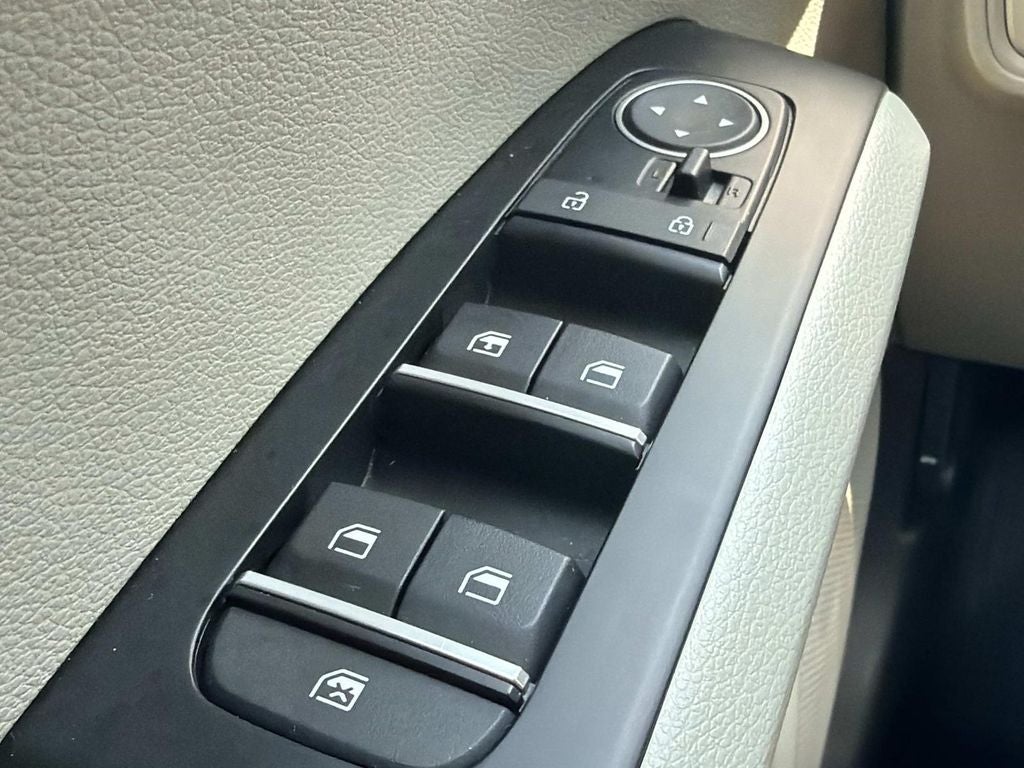 2025 Kia Soul LX Tech Package