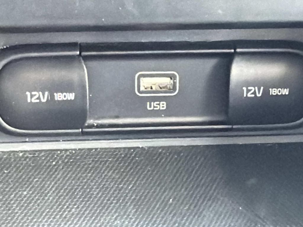 2025 Kia Soul LX Tech Package