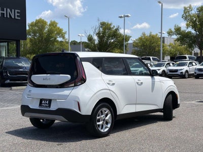 2025 Kia Soul LX Tech Package