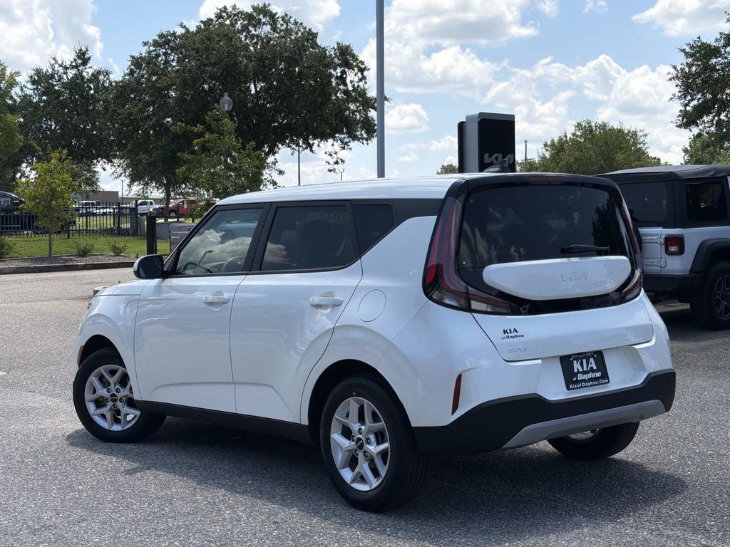 2025 Kia Soul LX Tech Package