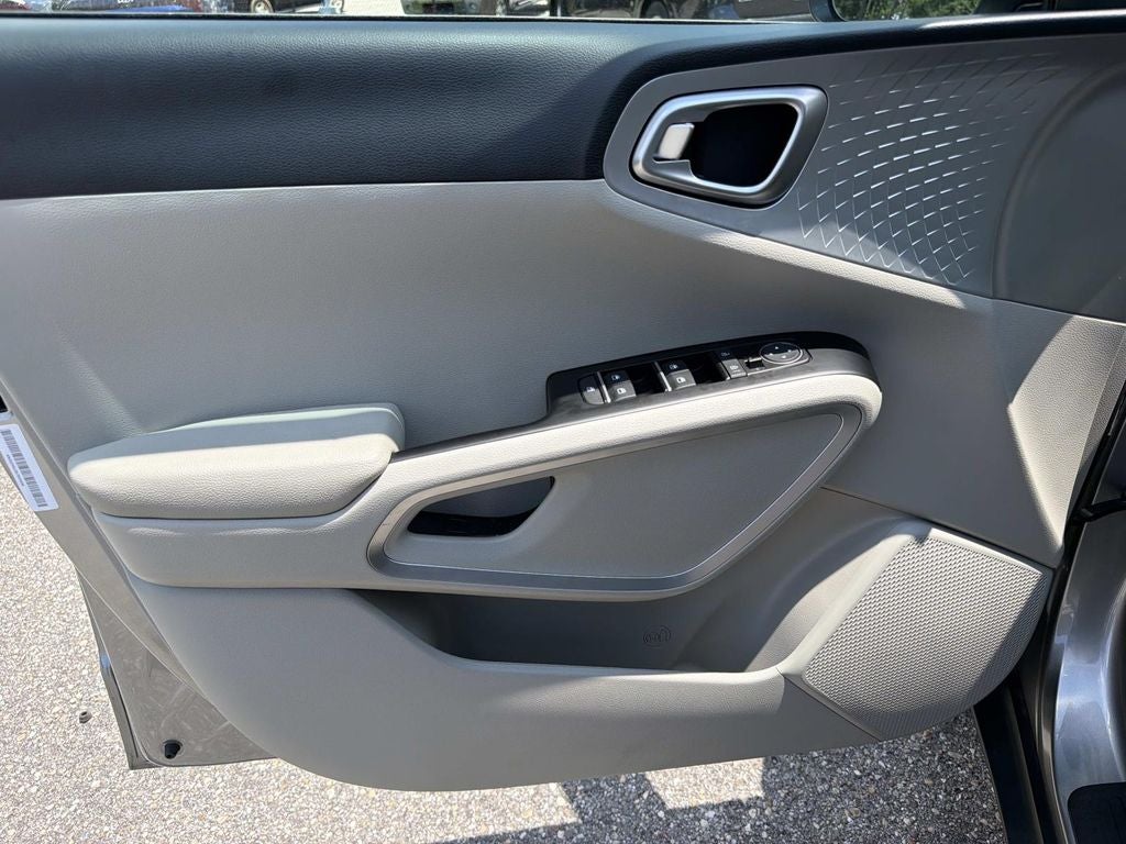 2025 Kia Soul LX Tech Package