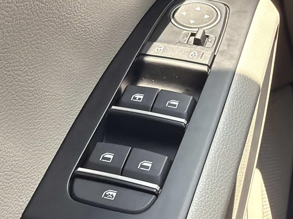 2025 Kia Soul LX Tech Package