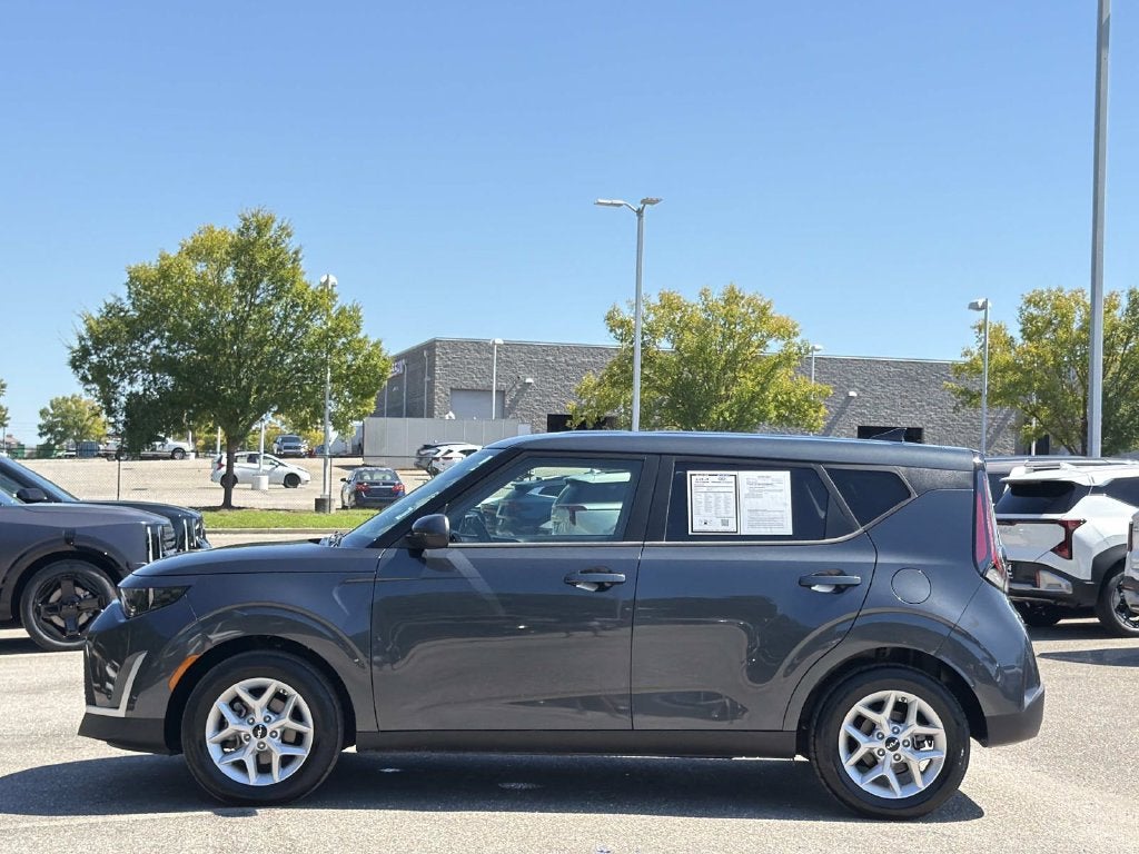 2025 Kia Soul LX Technology Package