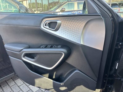 2025 Kia Soul LX Technology Package